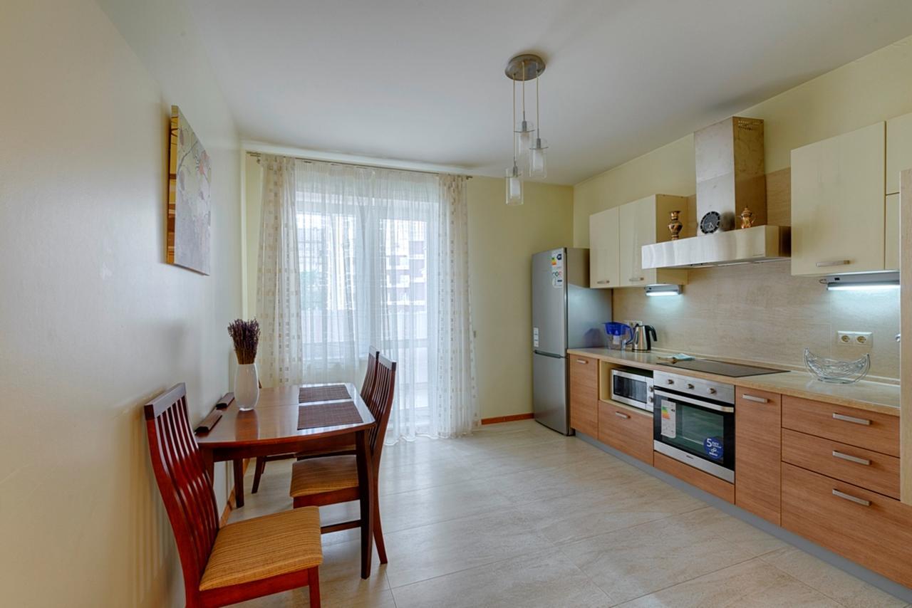 Arenda Apartments - Surganova,5A มินสก์ ภายนอก รูปภาพ
